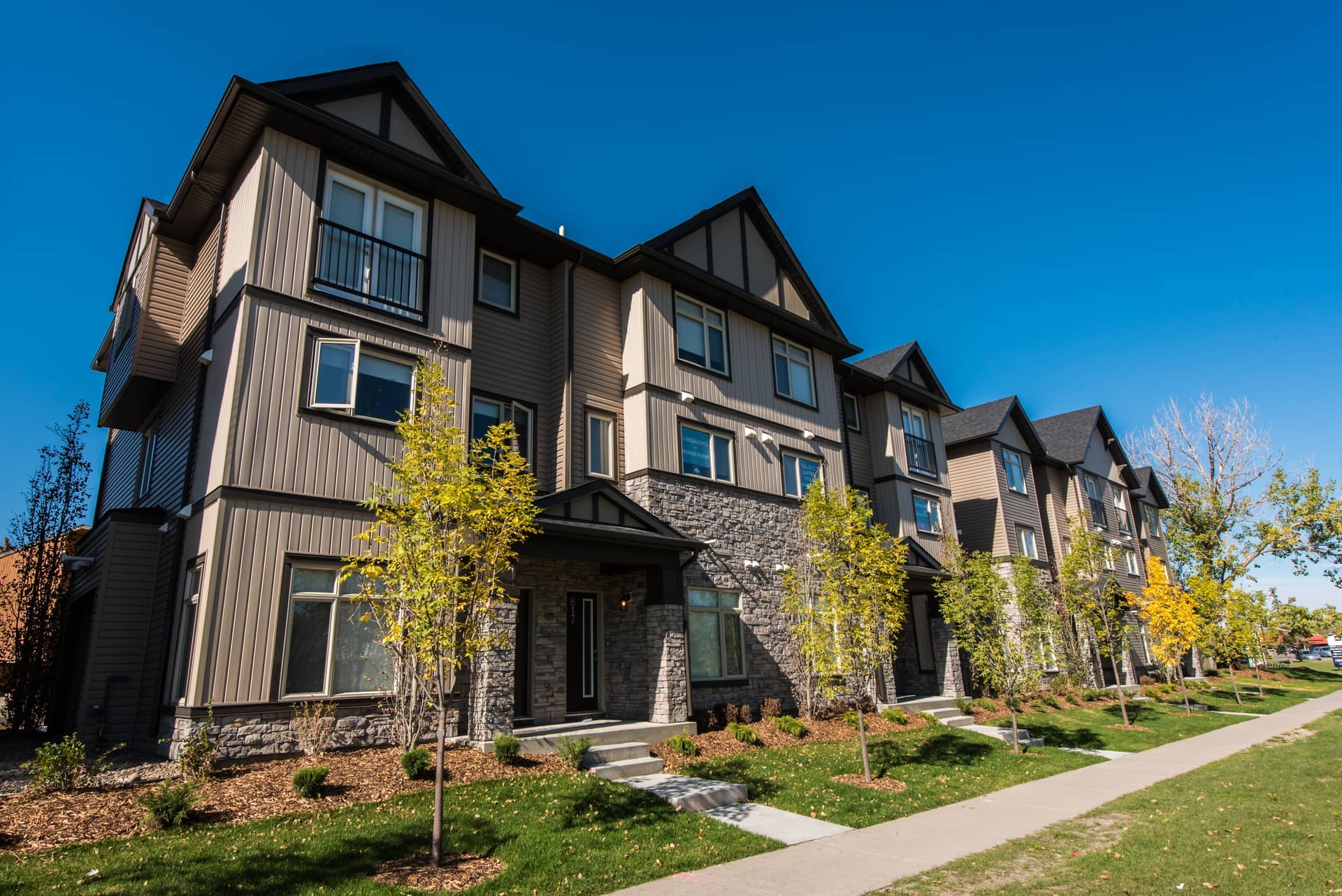 Applewoood Townhomes LEAR Construction